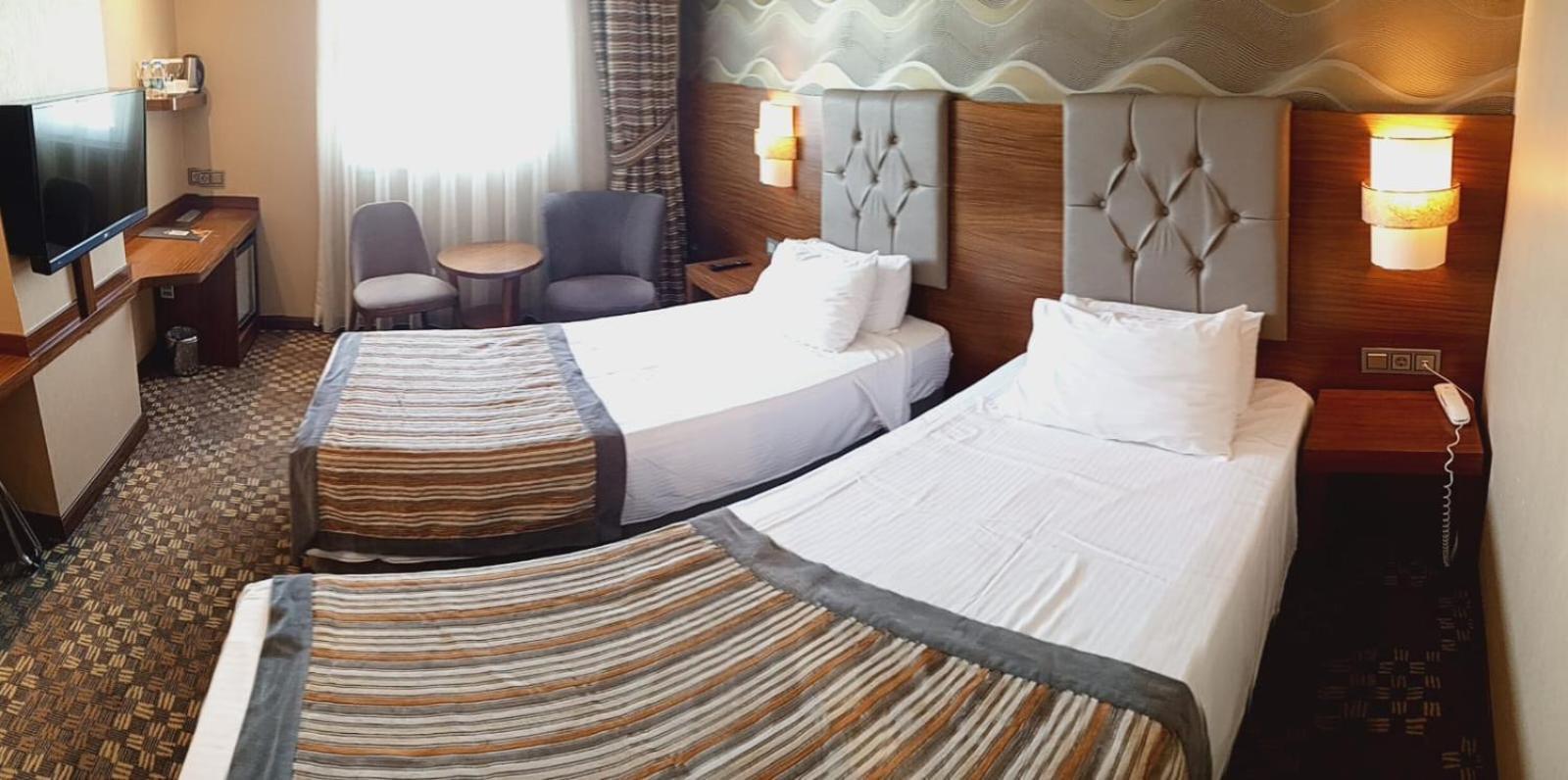 בורסה Adranos Hotel מראה חיצוני תמונה