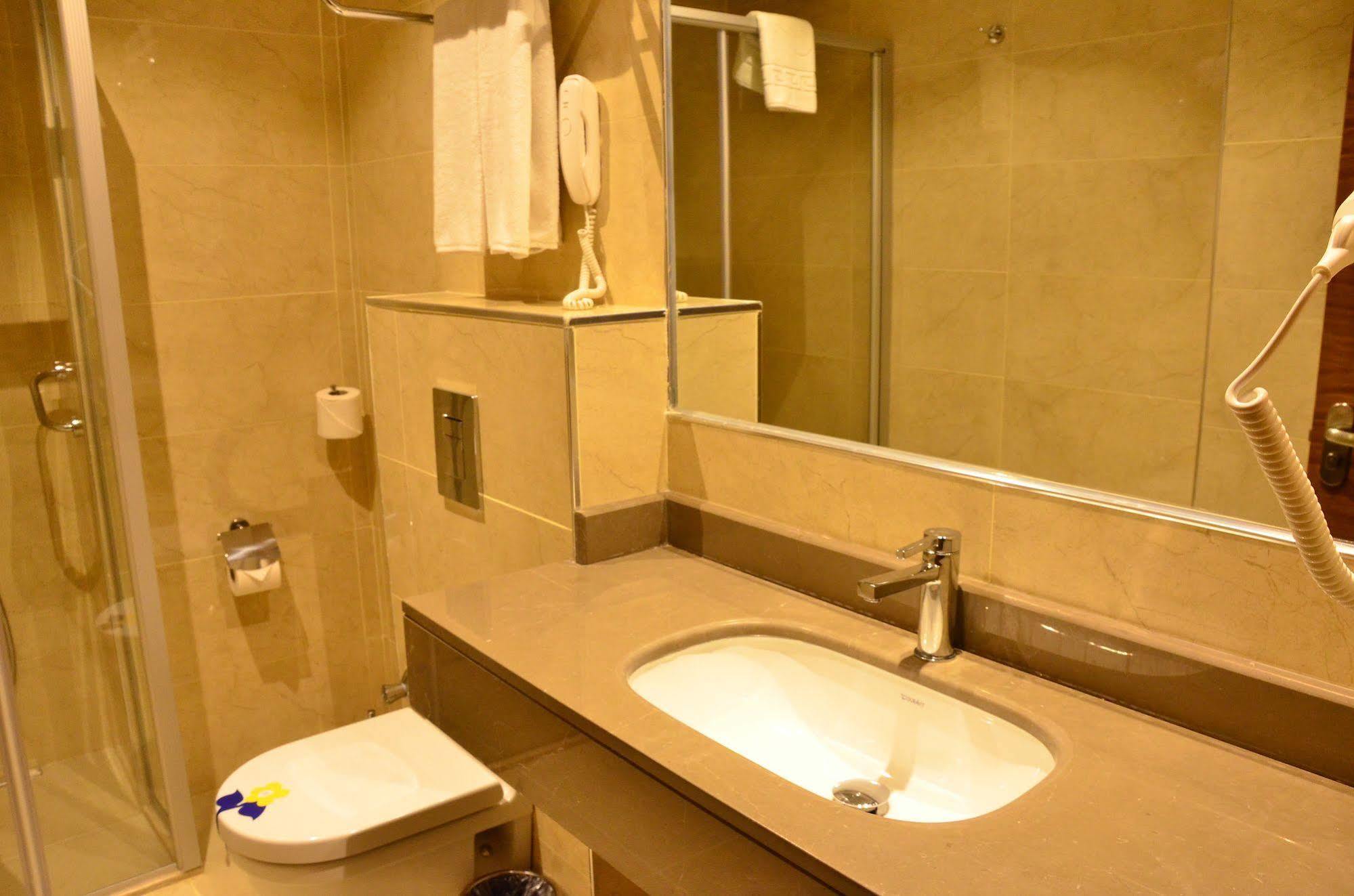 בורסה Adranos Hotel מראה חיצוני תמונה